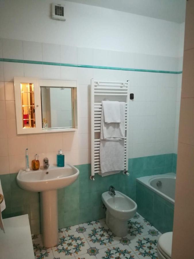 Dimora Tipica Appartamento Sestri Levante Buitenkant foto